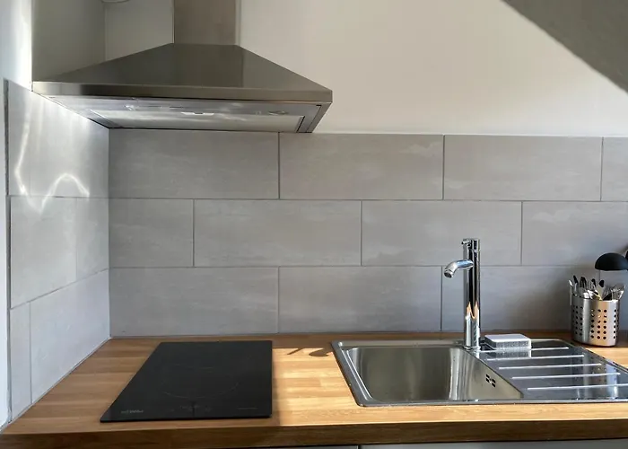 F2 Le Parking Netflix Wifi Gare * Évreux